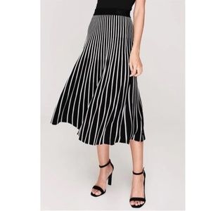 Weekend Max Mara Ariano Accordion Knit Skirt